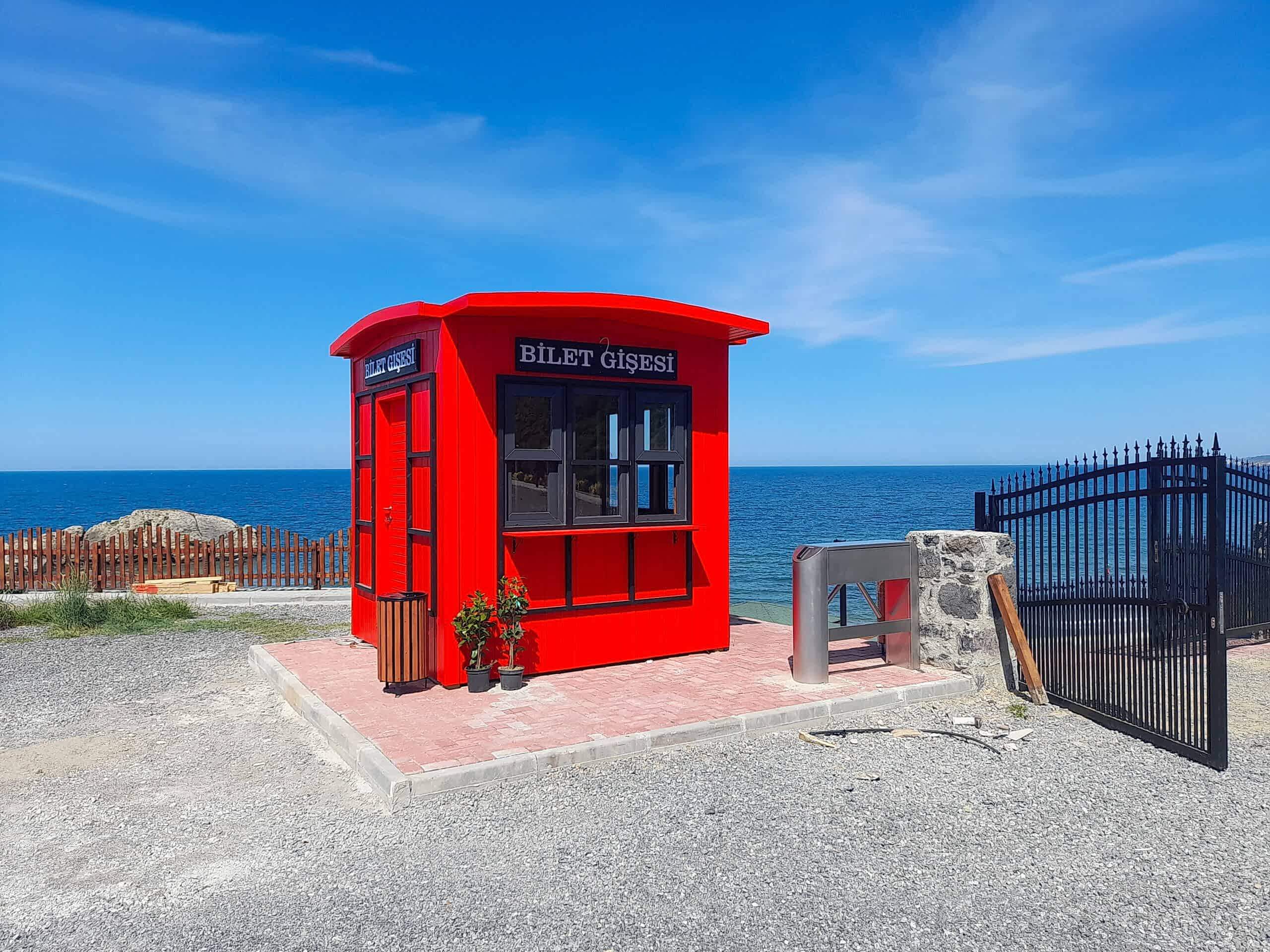 AHŞAP GİŞE TELEFON KULÜBESİ, AHŞAP BİLET GİŞESİ, AHŞAP İNGİLİZ TELEFON KULÜBESİ, AHŞAP  GÜVENLİK ve BEKÇİ KULÜBESİ, AHŞAP SATIŞ BÜFESİ