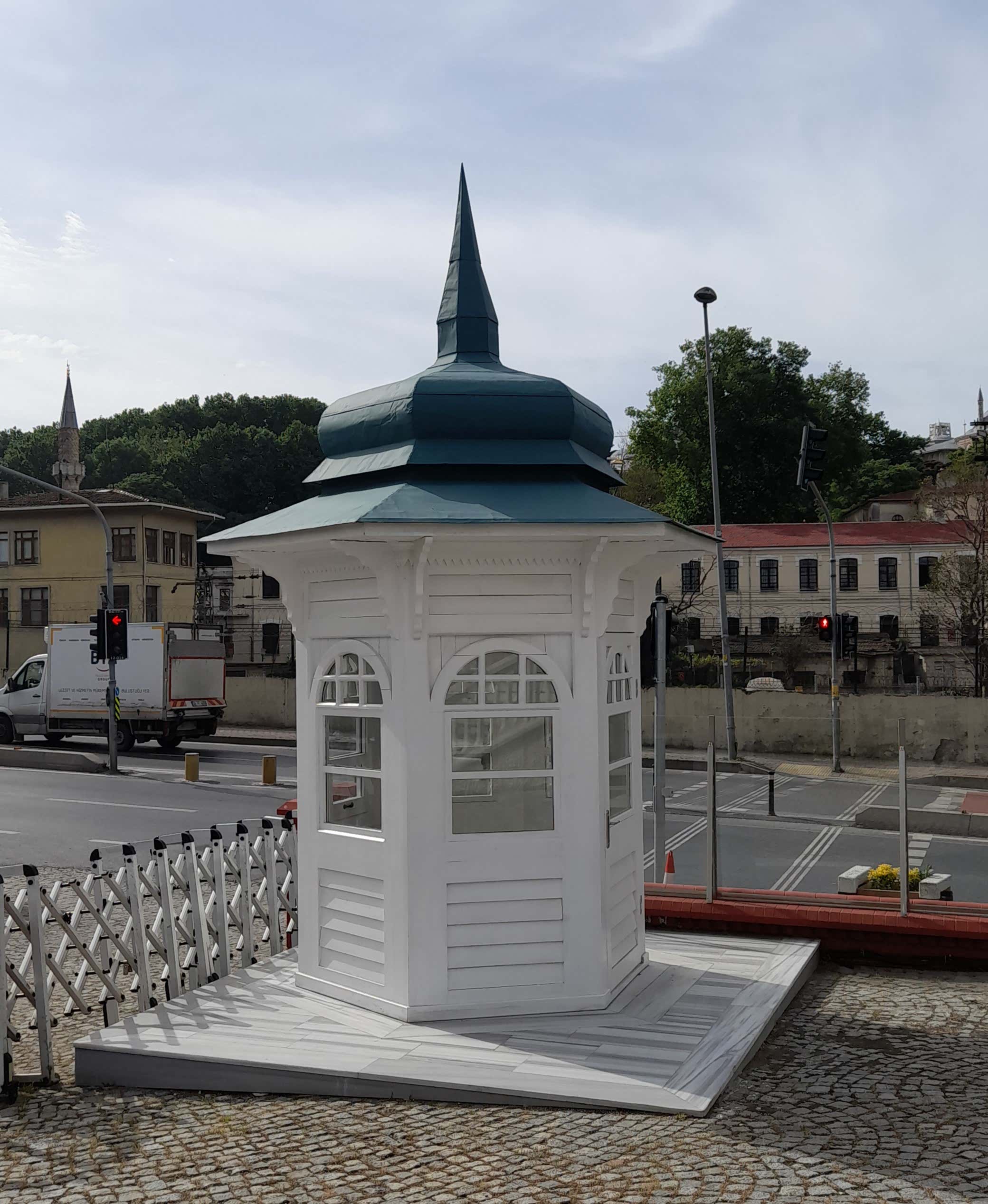 AHŞAP TARİHİ ESER, RESTORASYON AHŞAP BEKÇİ KULÜBESİ, GÜVENLİK KULÜBESİ AHŞAP BİLET GİŞESİ